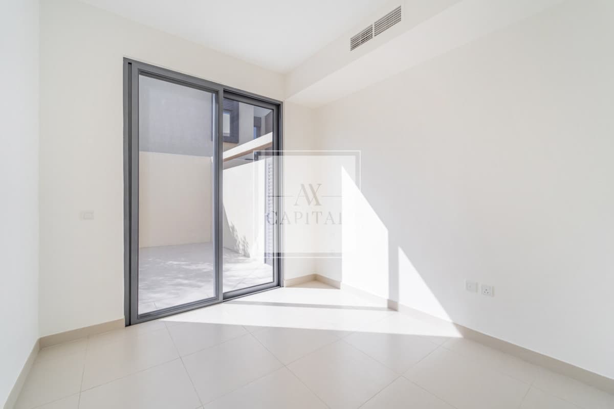 Large Plot | True Corner | Vacant Now - 2