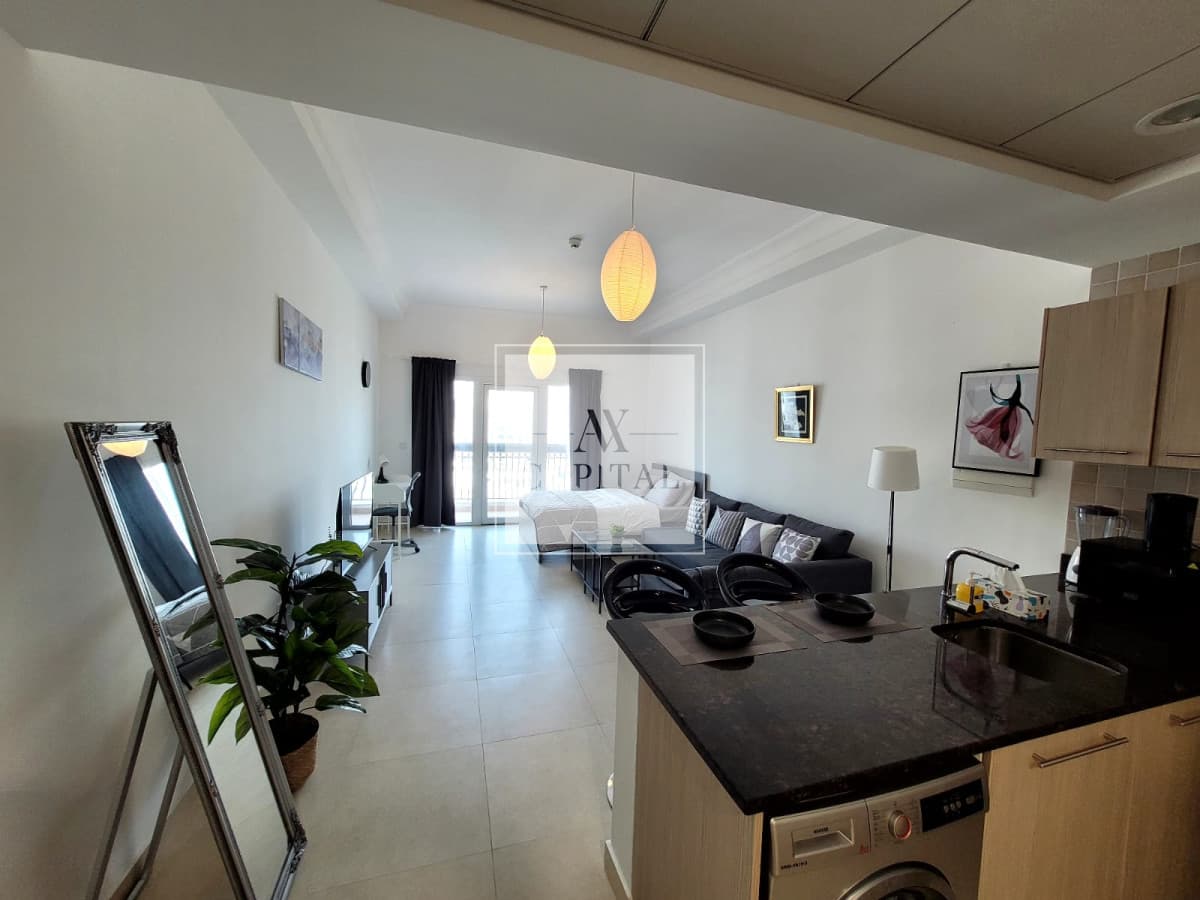 Fully Furnished| Partial Golf | Available 28th Feb - 3