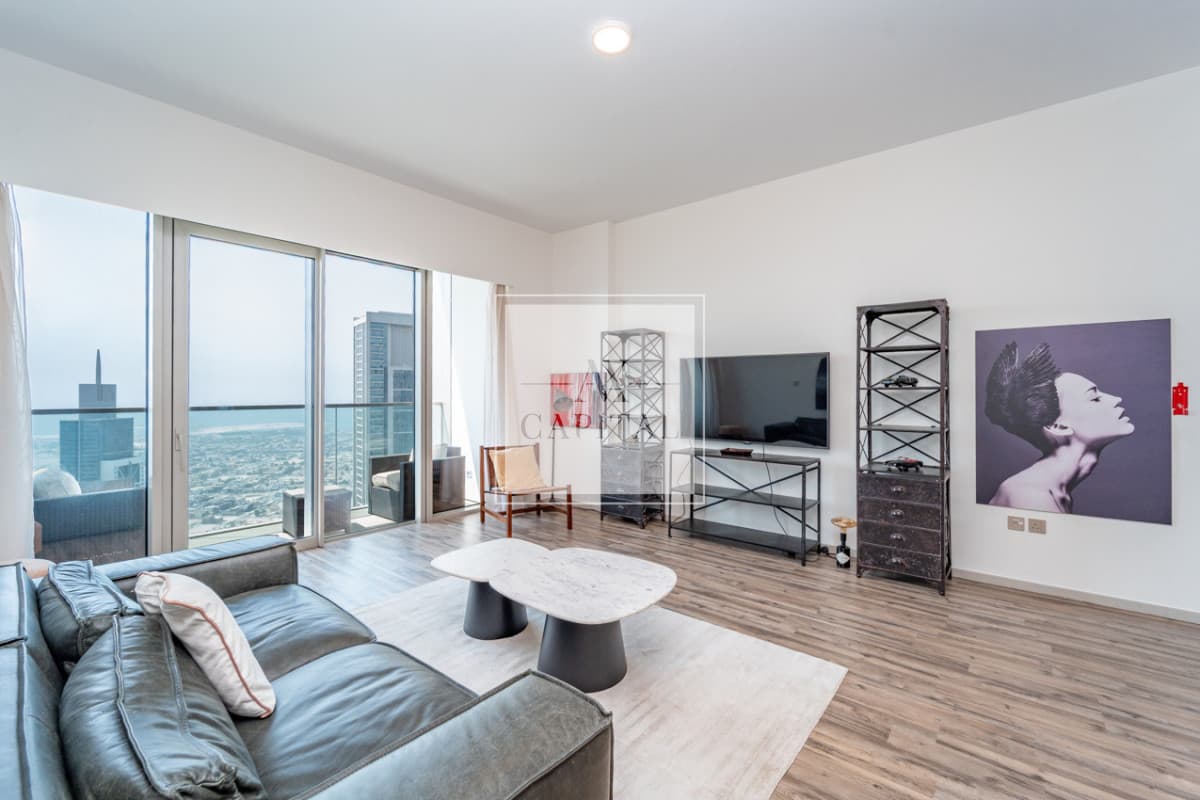 High Floor Fully Furnished & Upgraded 2 Bed - 2