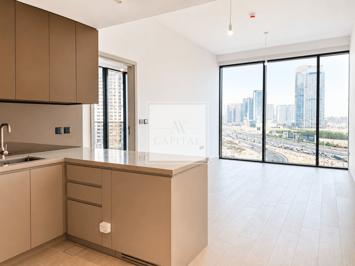Creek Facing | New Building | Low Floor