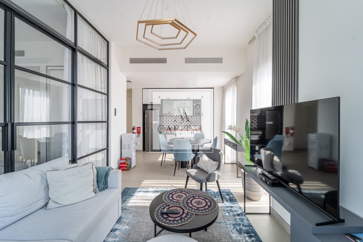 Fully Furnished | Corner | Sunset and Mall View - 2