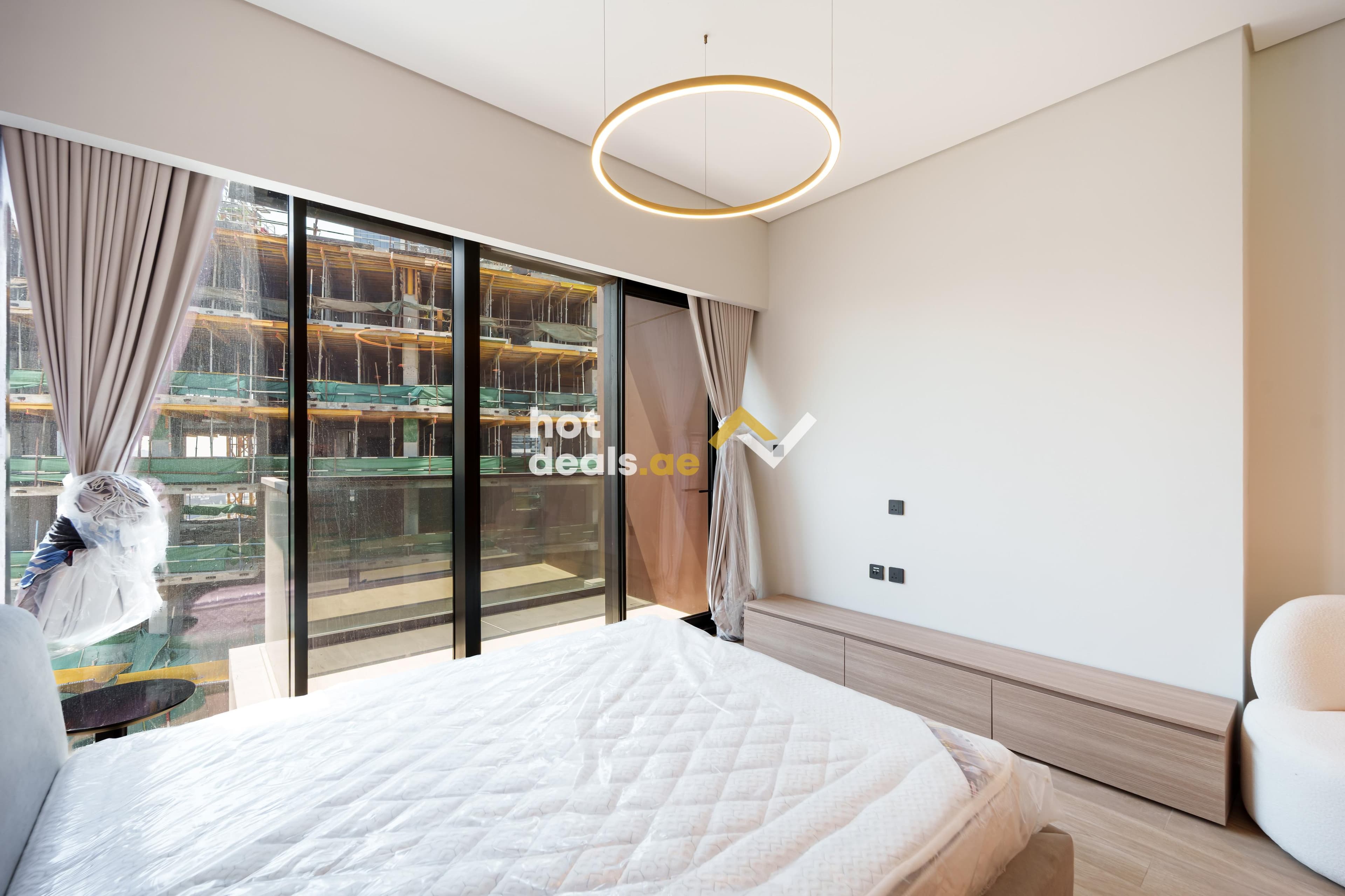 Freehold | Executive | End user | Investment | ROI