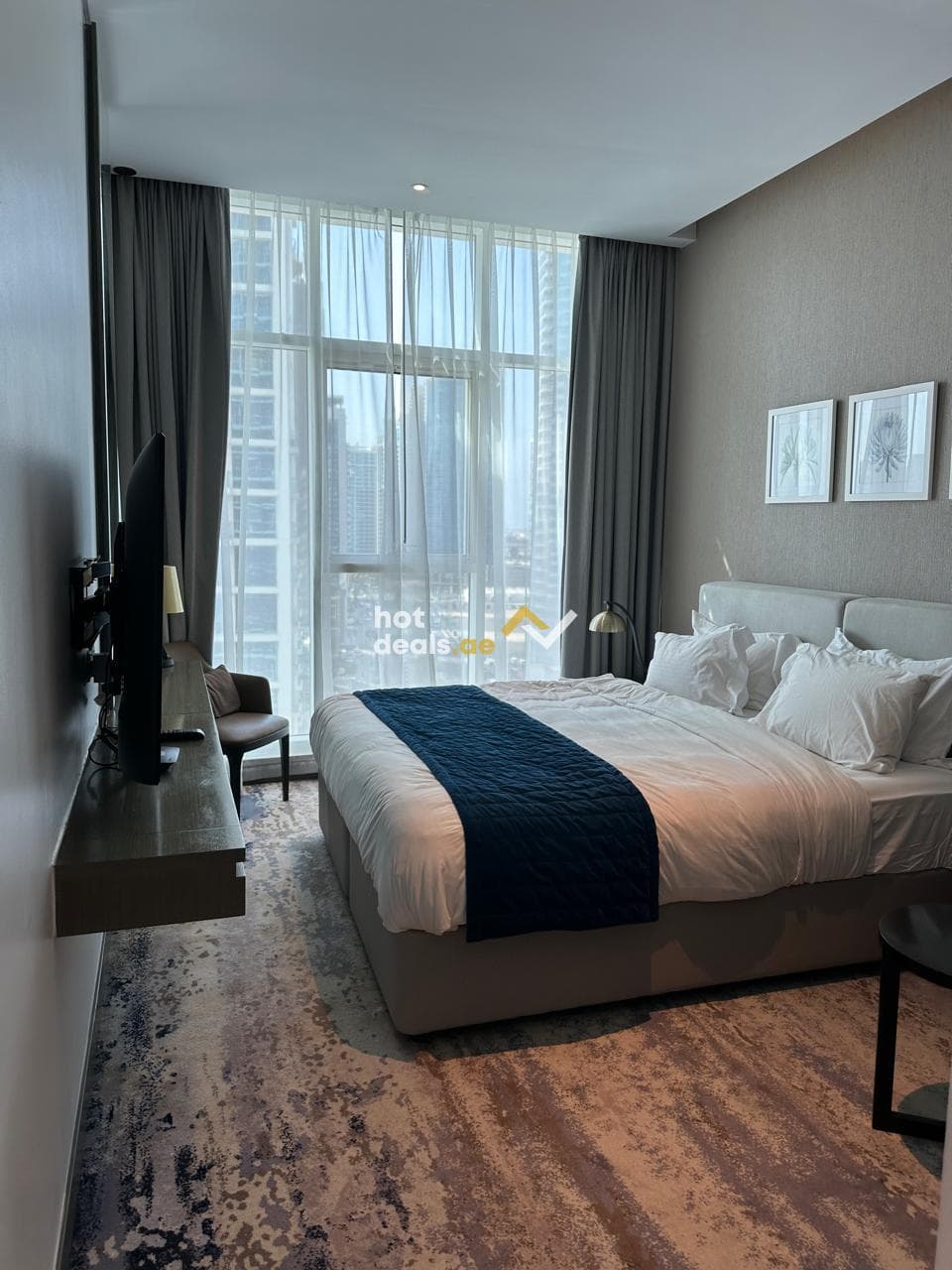 Big Layout | Separate Kitchen | Burj khalifa view