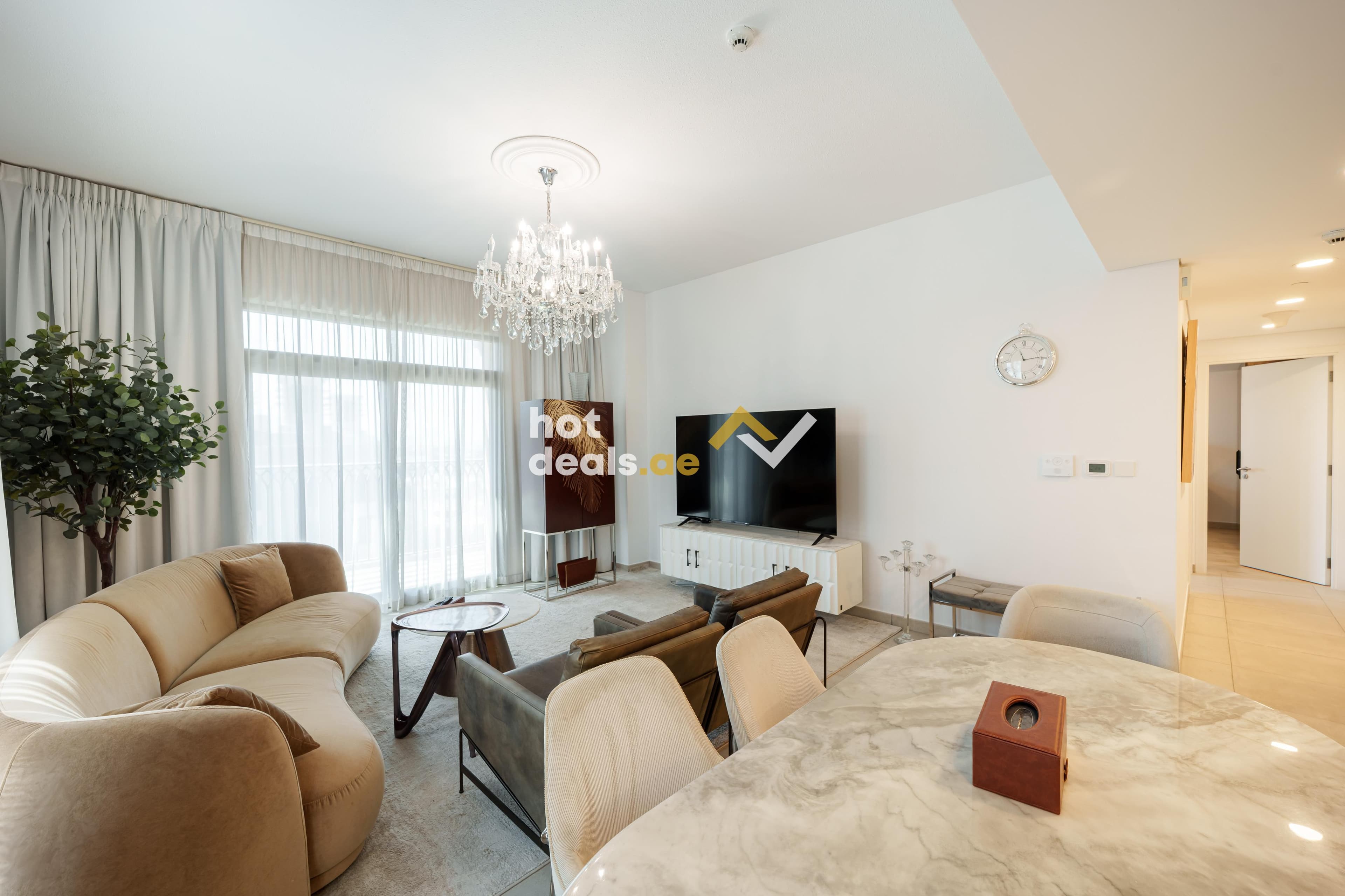 Fully Furnished | Jumeirah Living View | Vacant